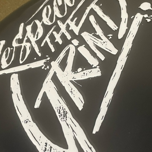 RESPECT THE GRIND 12” Embossed Button Metal Gym Sign NEW - Picture 4 of 6